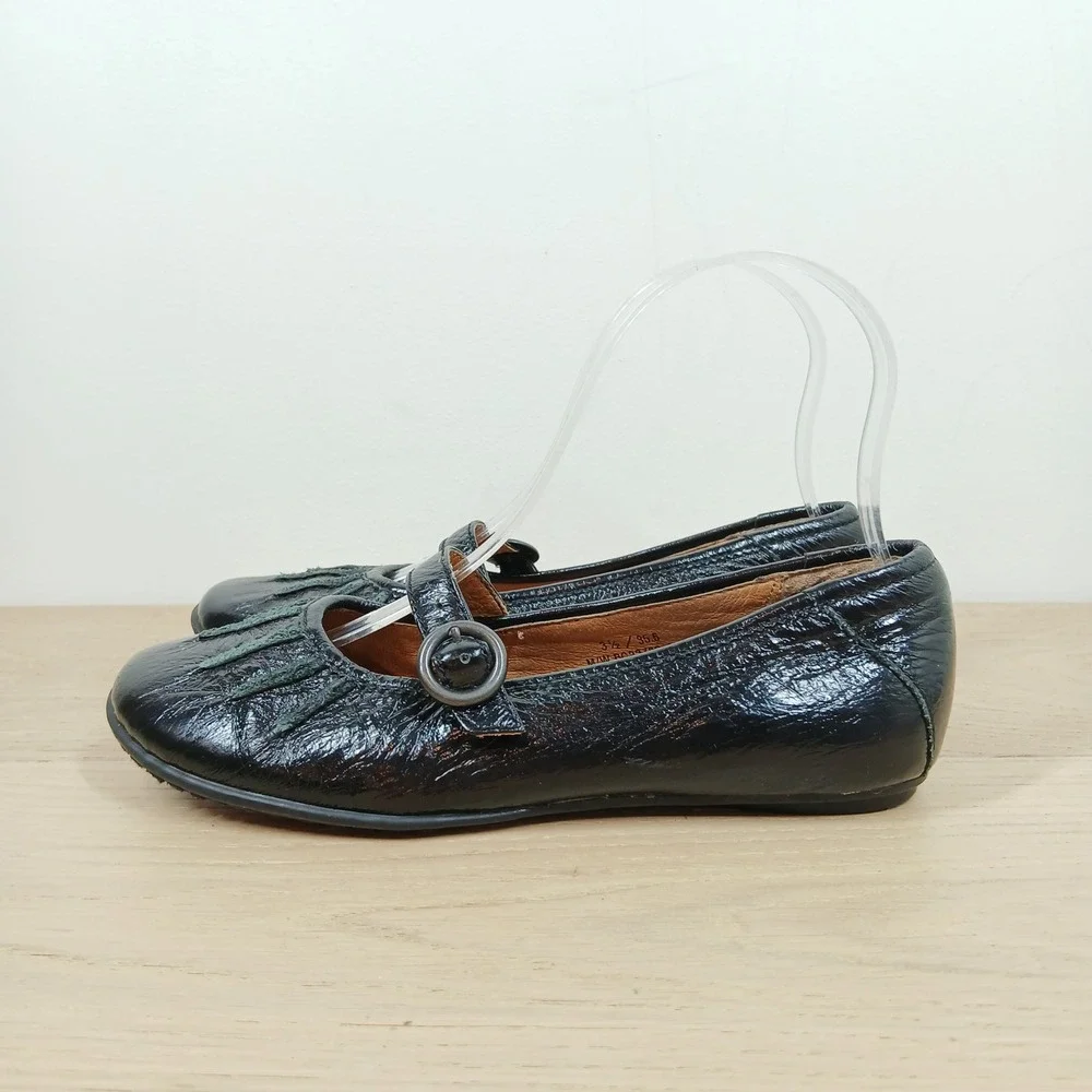 Born Girls 3.5 Black Crinkled Patent Leather Mary Jane Flats School Uniform